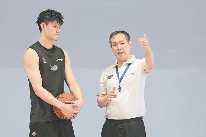 为什么可靠的篮球技术指导对初学者很重要?_1
